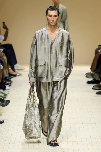Look 31